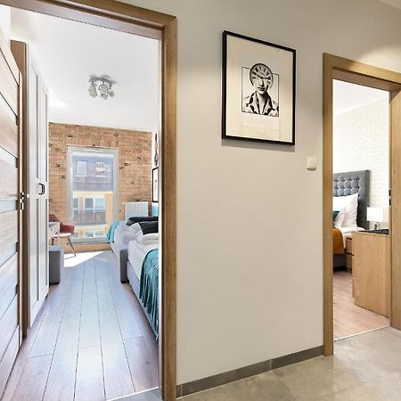 Art Apartament Parking By Impero Posen Exterior foto